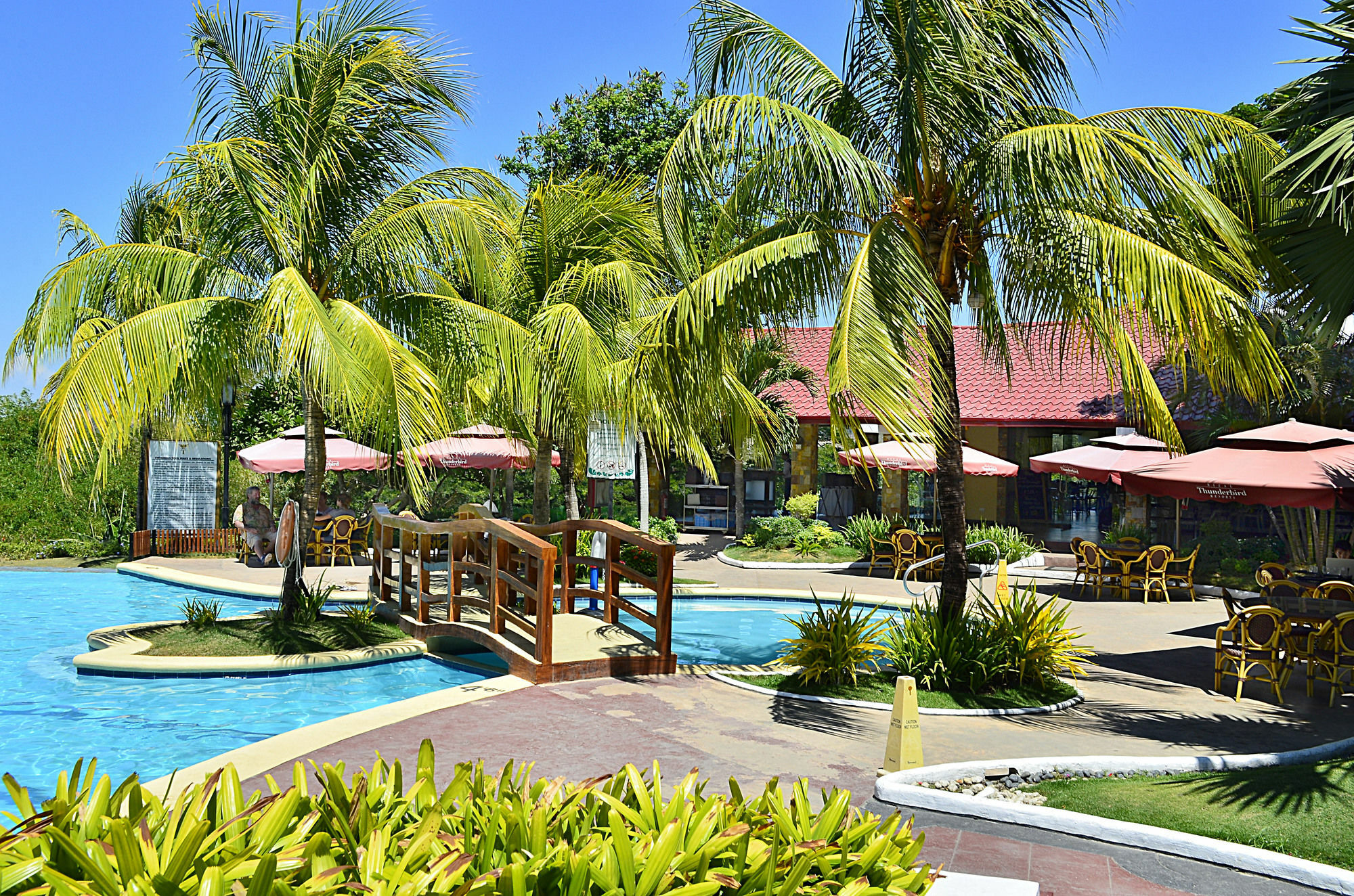 Thunderbird Resorts - Rizal Binangonan Экстерьер фото